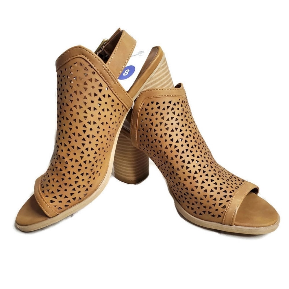 Universal Thread Milliana Block Heel Sandals